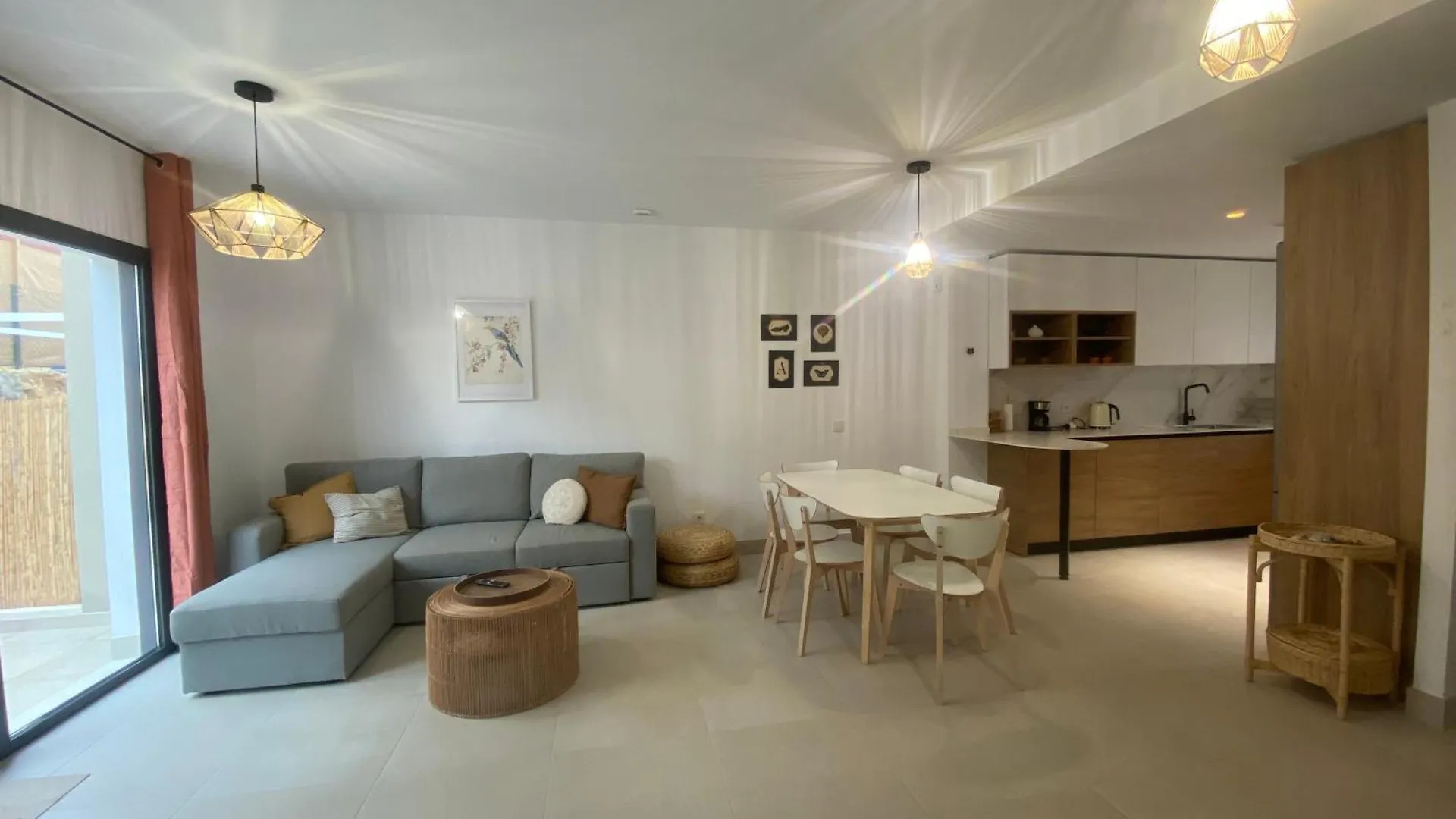 Brisa Mediterranea location